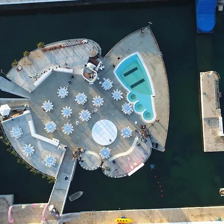 Riviera Hotel And Beach Lounge, Beirut-3